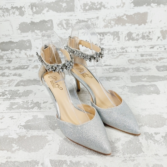 New Badgley Mischka Raleigh Silver Ankle Strap Pointed Toe Heels C207 - Picture 4 of 13